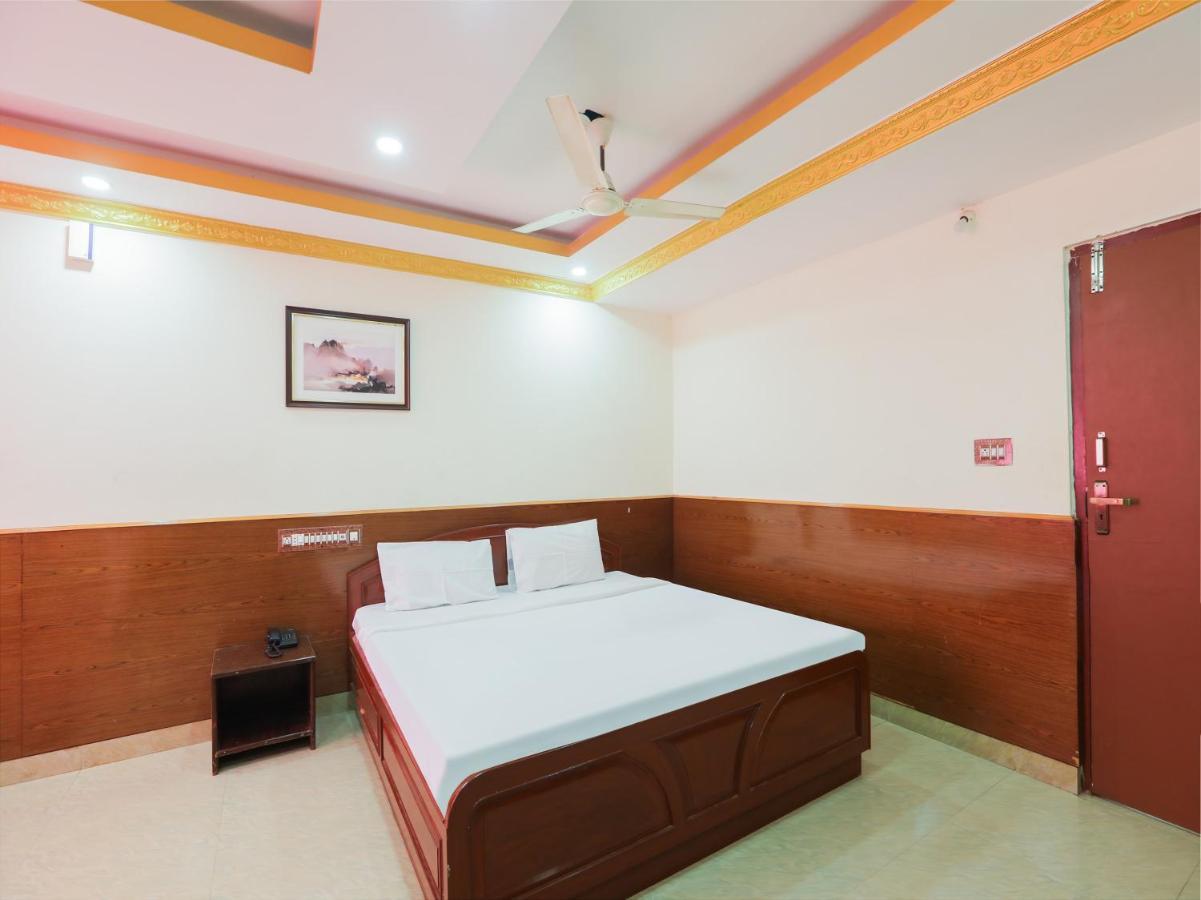 Capital O 84002 Hotel Top In Town President Kushālnagar Dış mekan fotoğraf